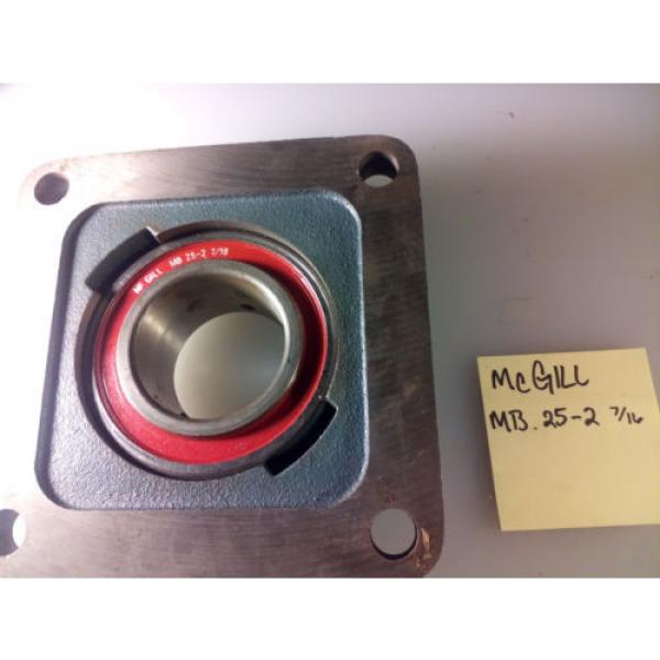 NEW MCGILL FLANGE BEARING FC4-25 X 2-7/16&#034; 4-B #3 image